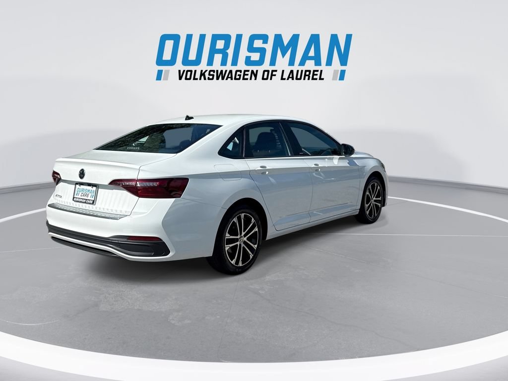Used 2023 Volkswagen Jetta Sport FWD image 8