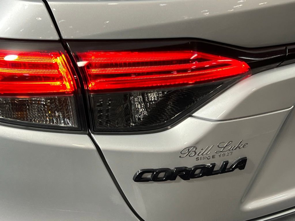 Used 2024 Toyota Corolla XSE image 11