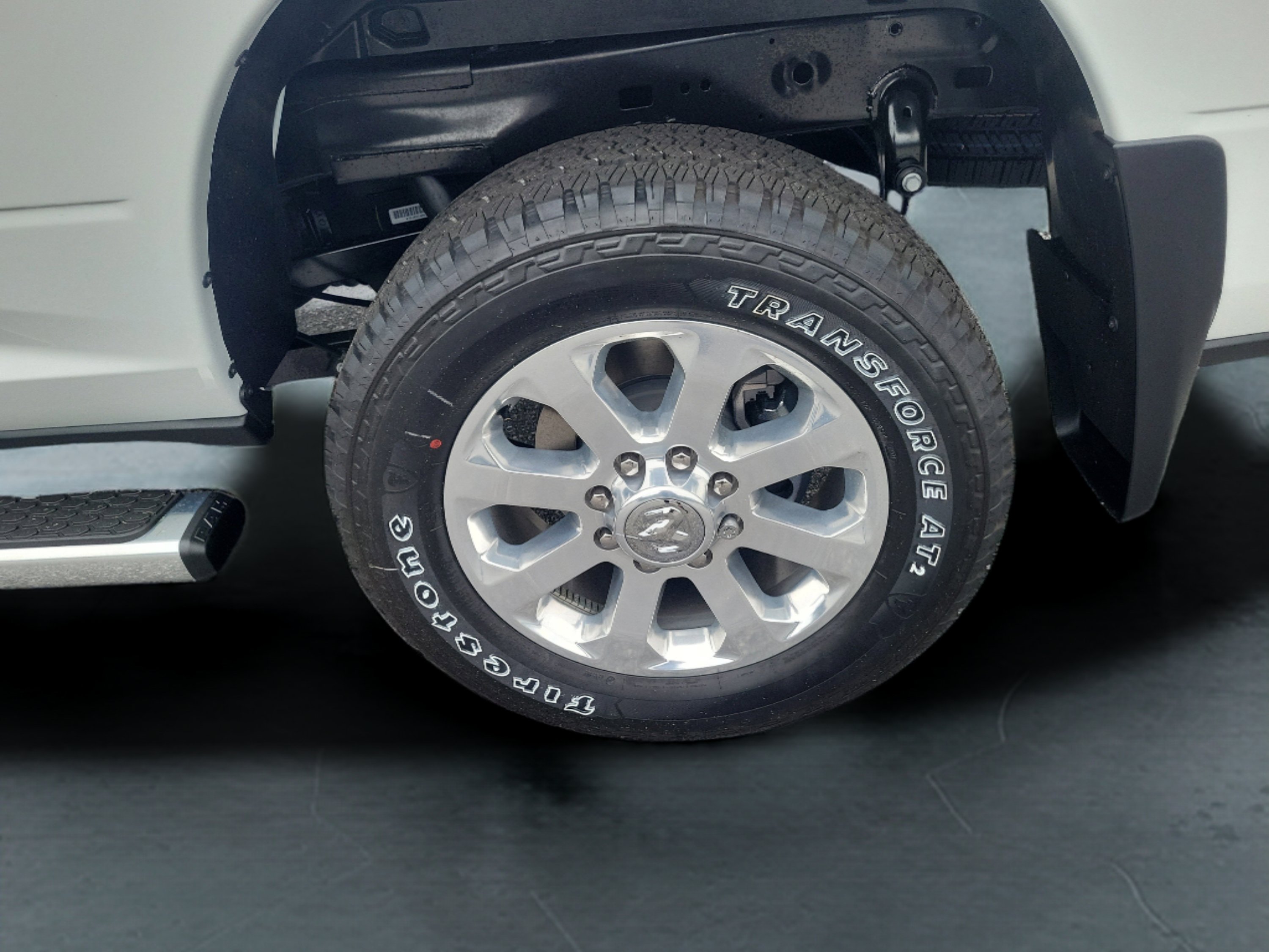 New 2026 RAM 2500 Laramie AWD/4WD image 11