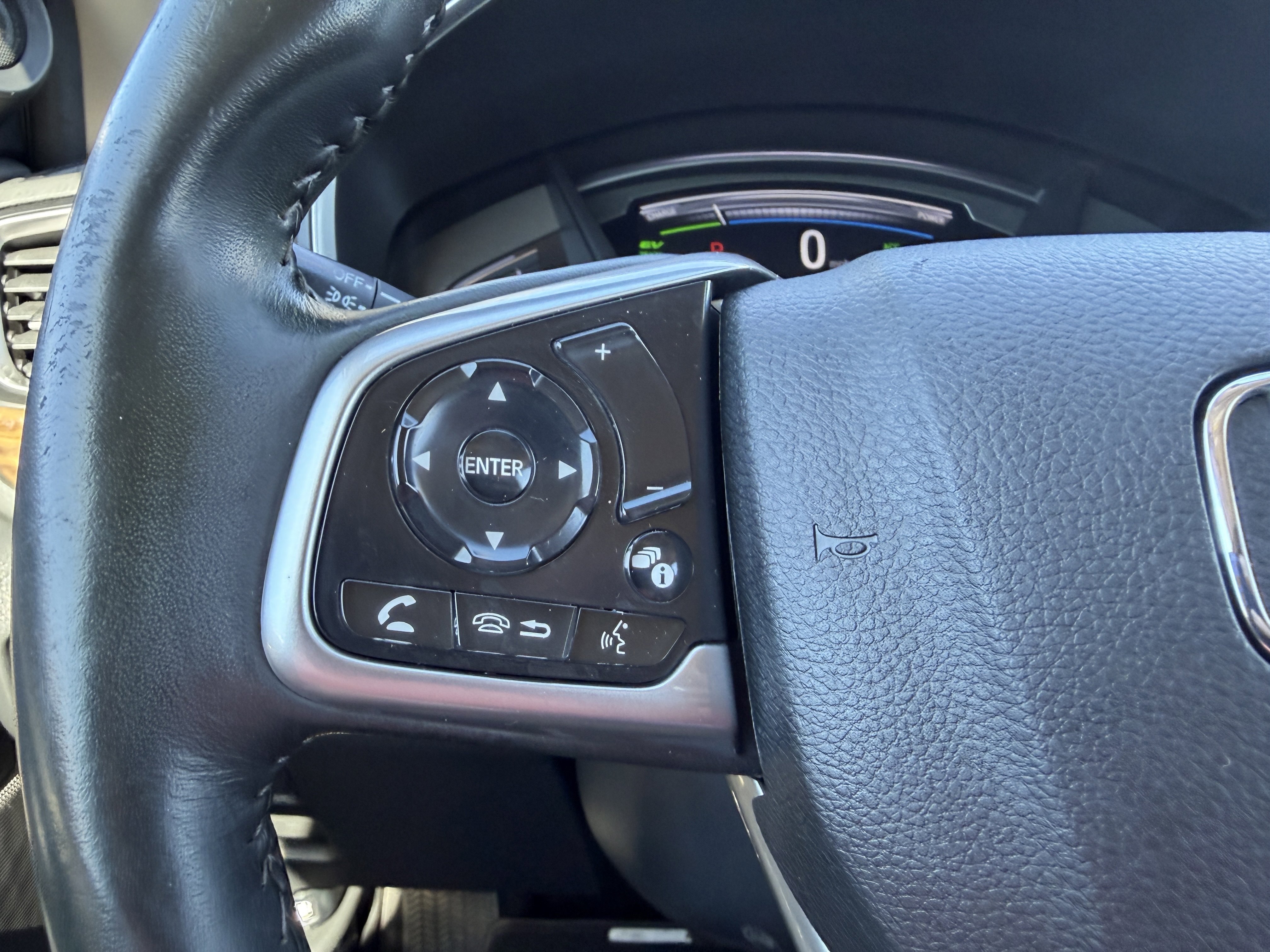 Used 2022 Honda CR-V Touring image 30