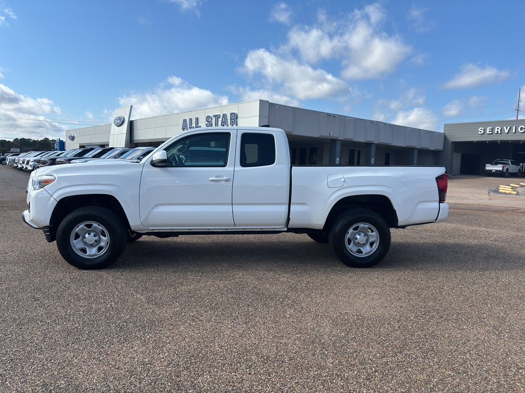 Used 2021 Toyota Tacoma SR video 2