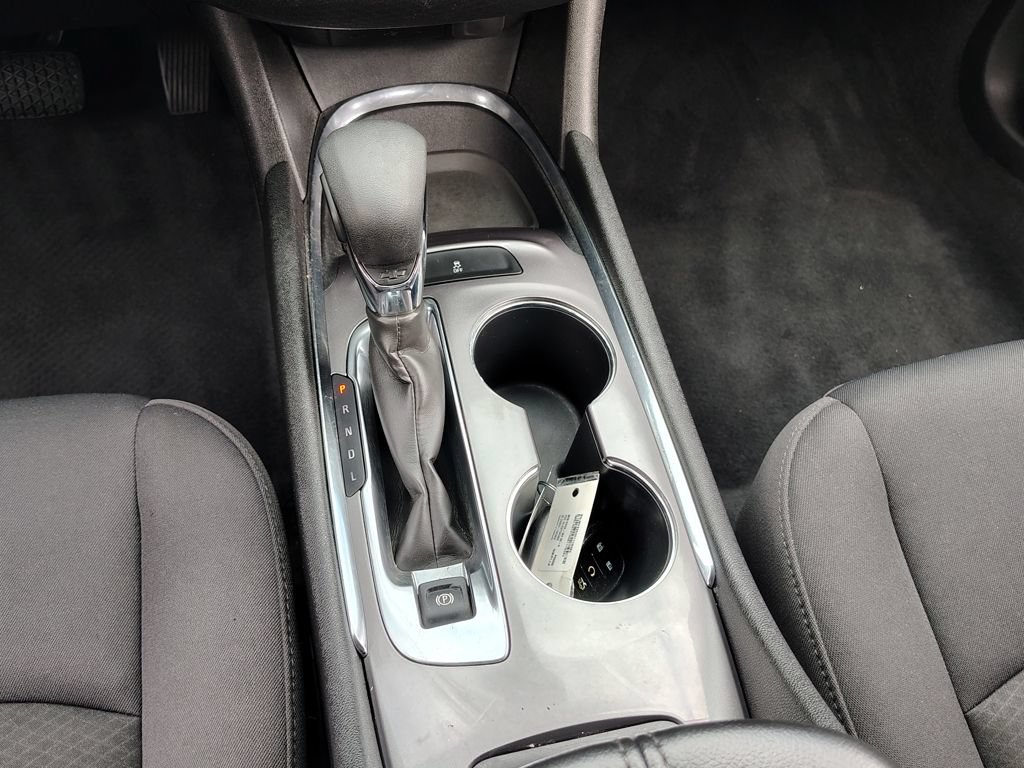 Used 2022 Chevrolet Malibu LT FWD image 31