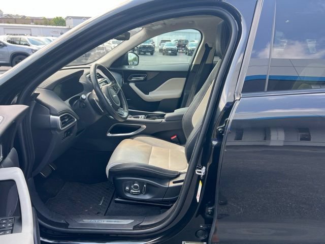Used 2019 Jaguar F-PACE R-Sport AWD/4WD image 31