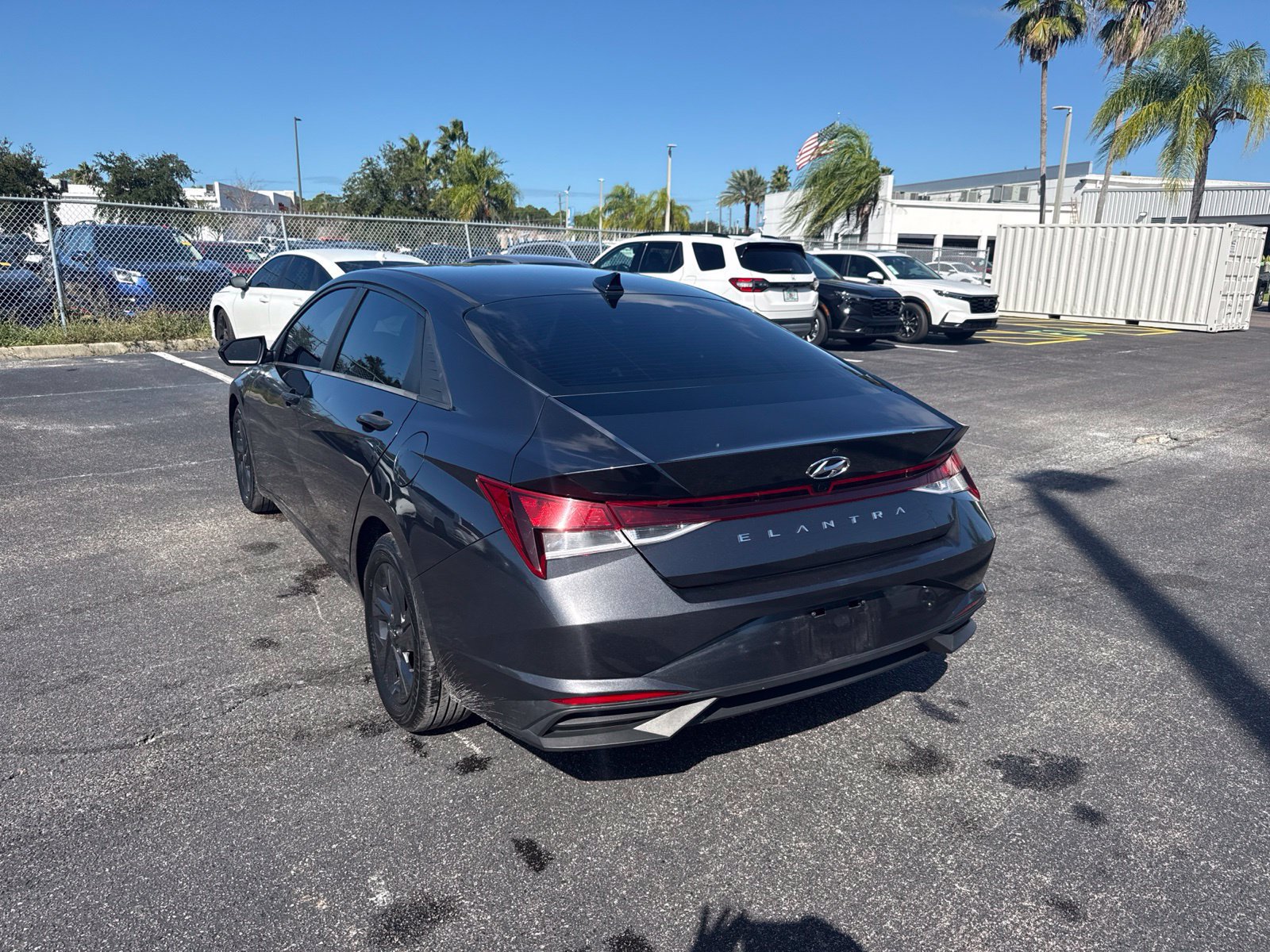 Used 2023 Hyundai Elantra SEL FWD image 5