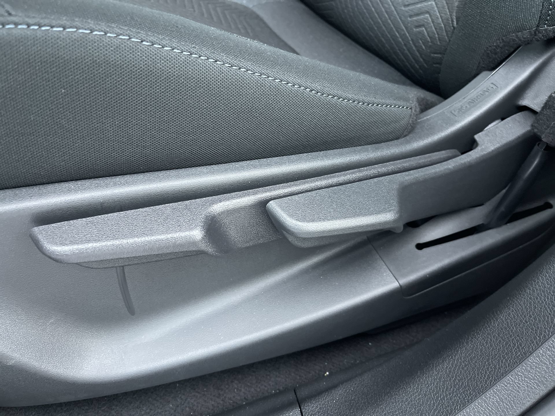 New 2026 Nissan Leaf w/ Floor Mat Package (S+) FWD image 13