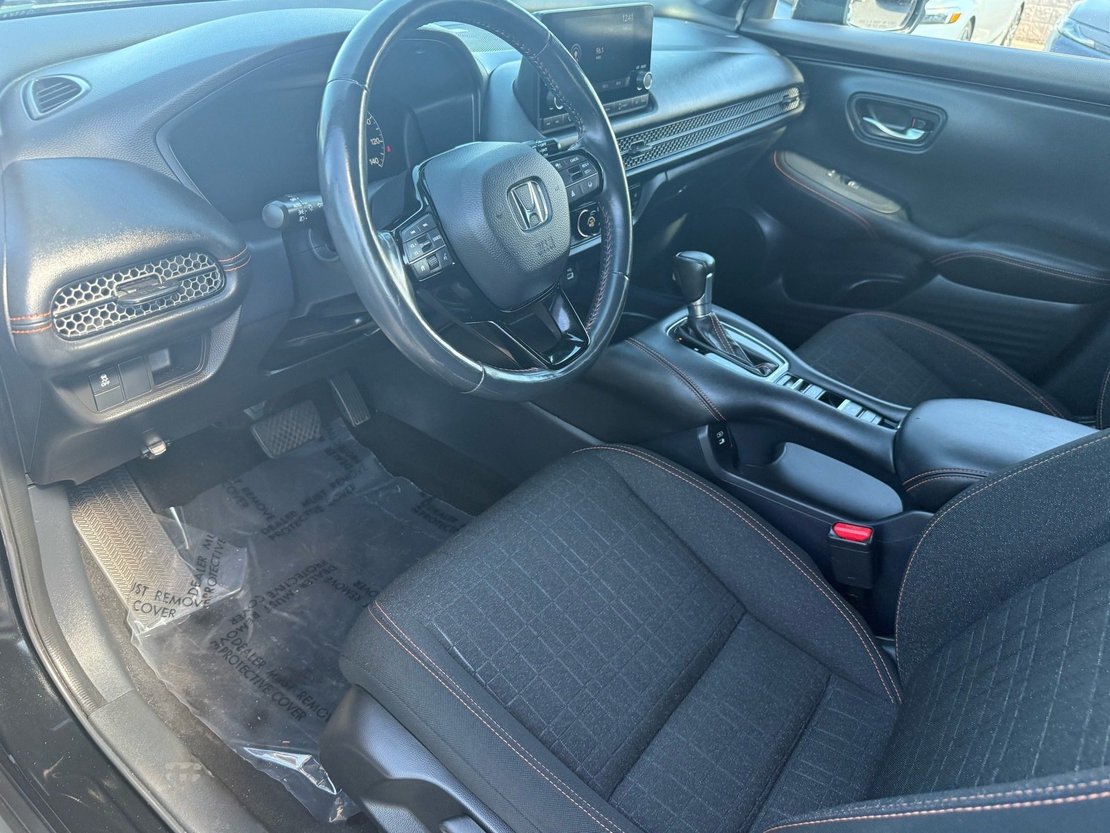 Used 2024 Honda HR-V Sport image 12