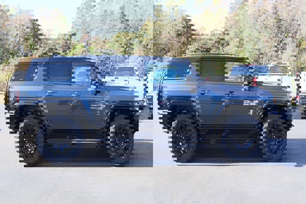 New 2026 GMC Hummer EV SUV image 3