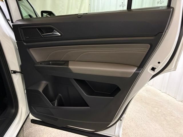 Used 2022 Volkswagen Atlas SEL Premium AWD/4WD image 23