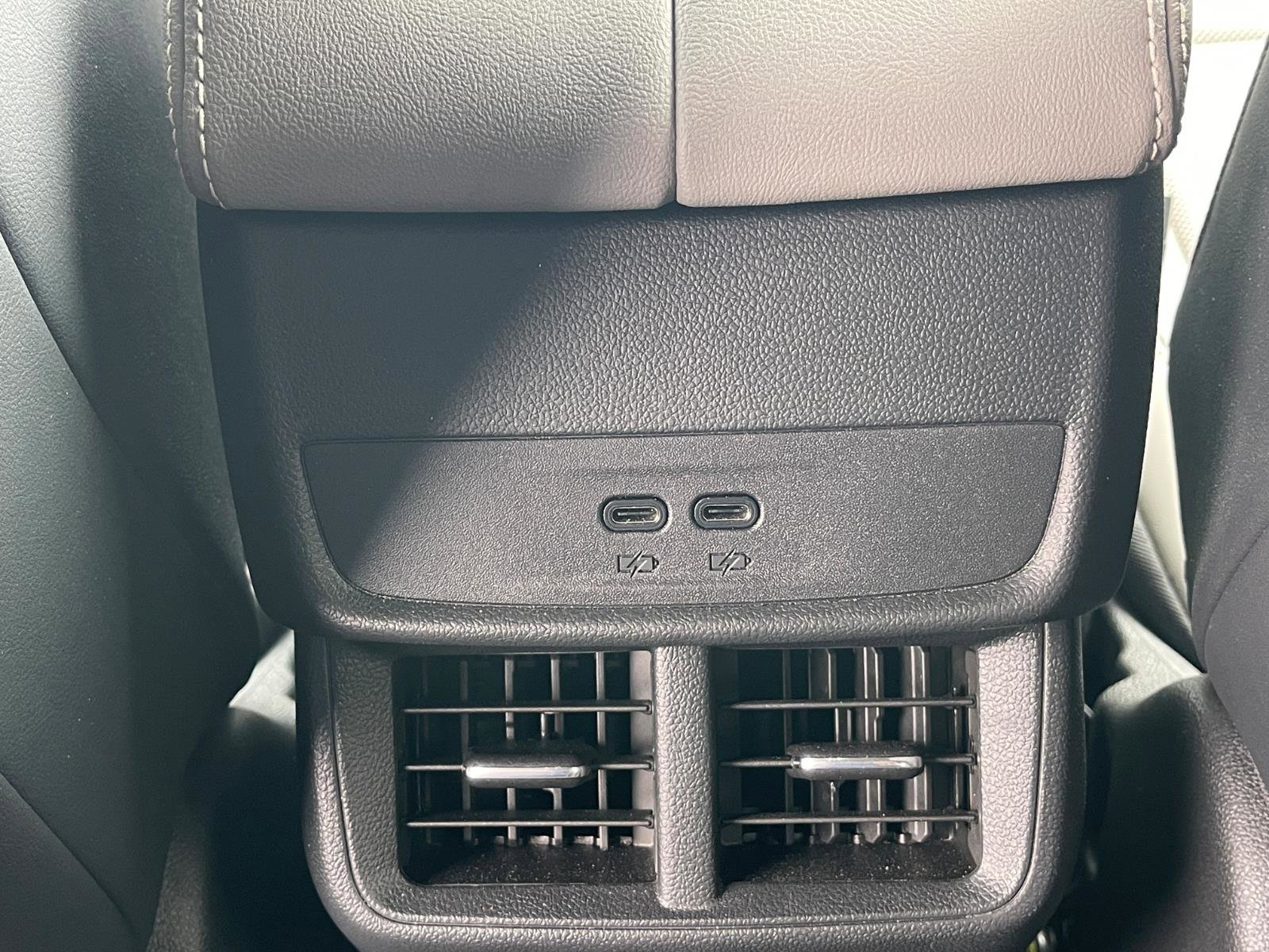 Certified 2025 GMC Terrain Elevation w/ Elevation Premium Package image 16