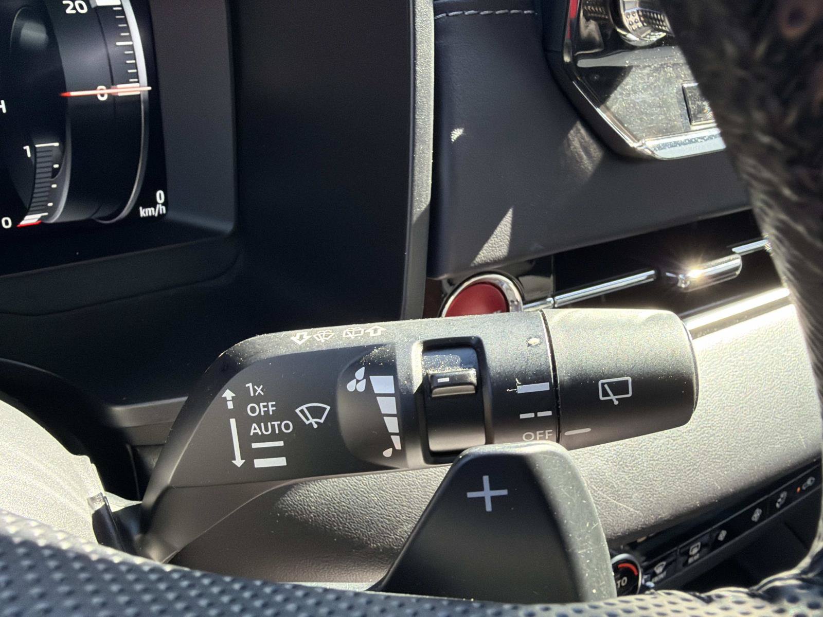 Used 2024 Mitsubishi Outlander Ralliart AWD/4WD image 28