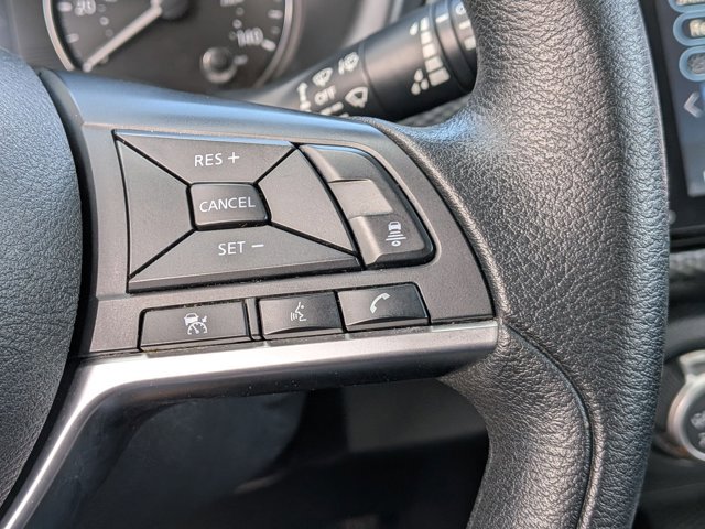 Certified 2023 Nissan Kicks SV image 17