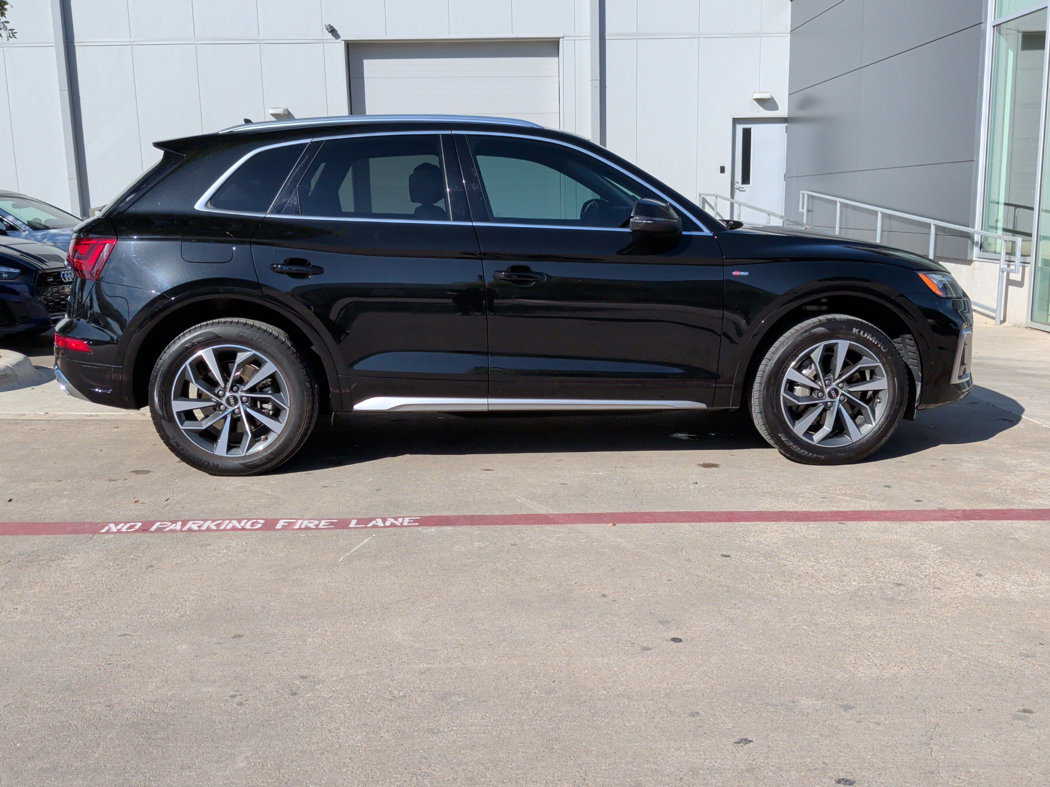 Certified 2023 Audi Q5 2.0T Premium w/ Convenience Package image 11