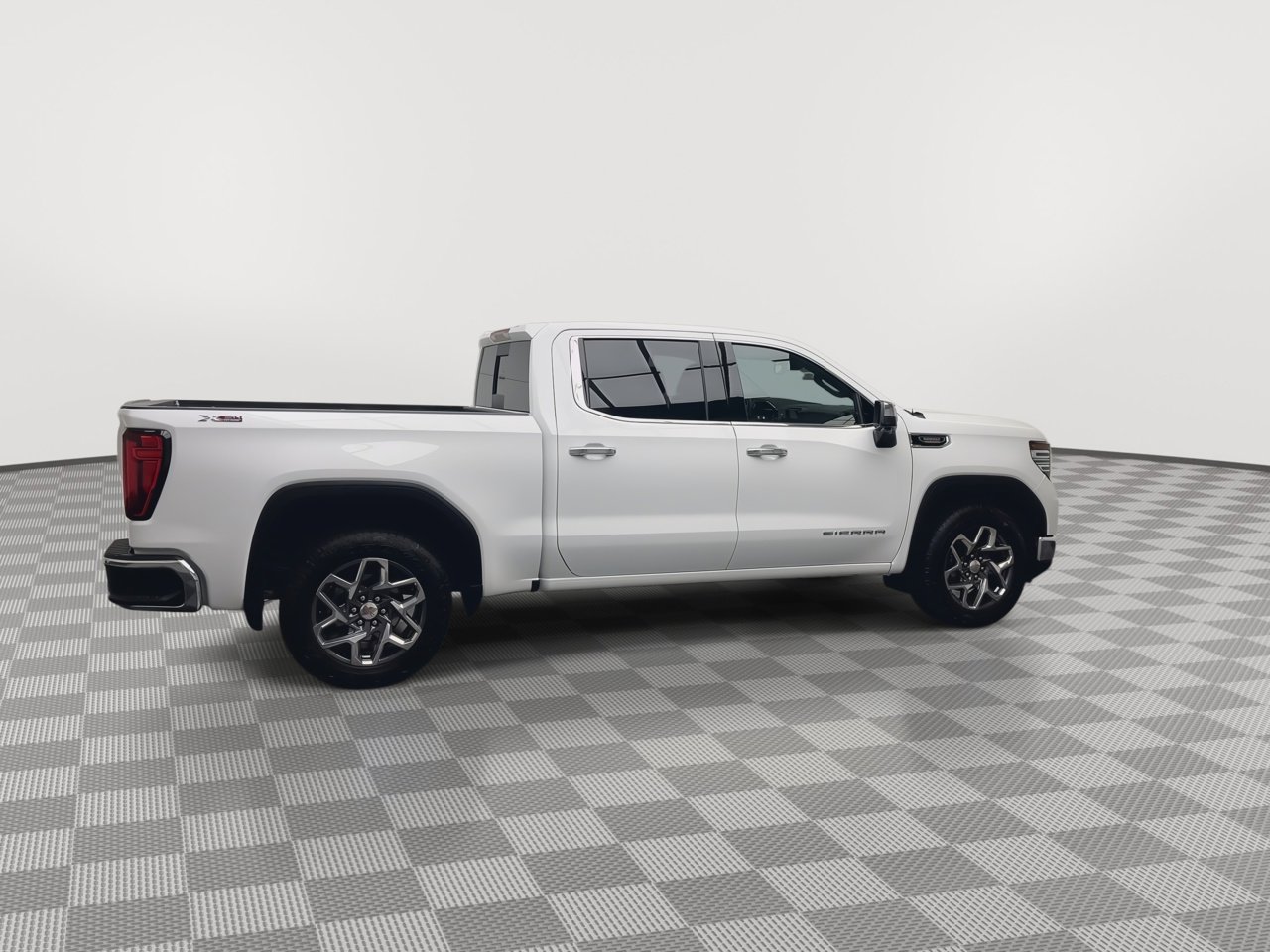 Certified 2022 GMC Sierra 1500 SLT image 45
