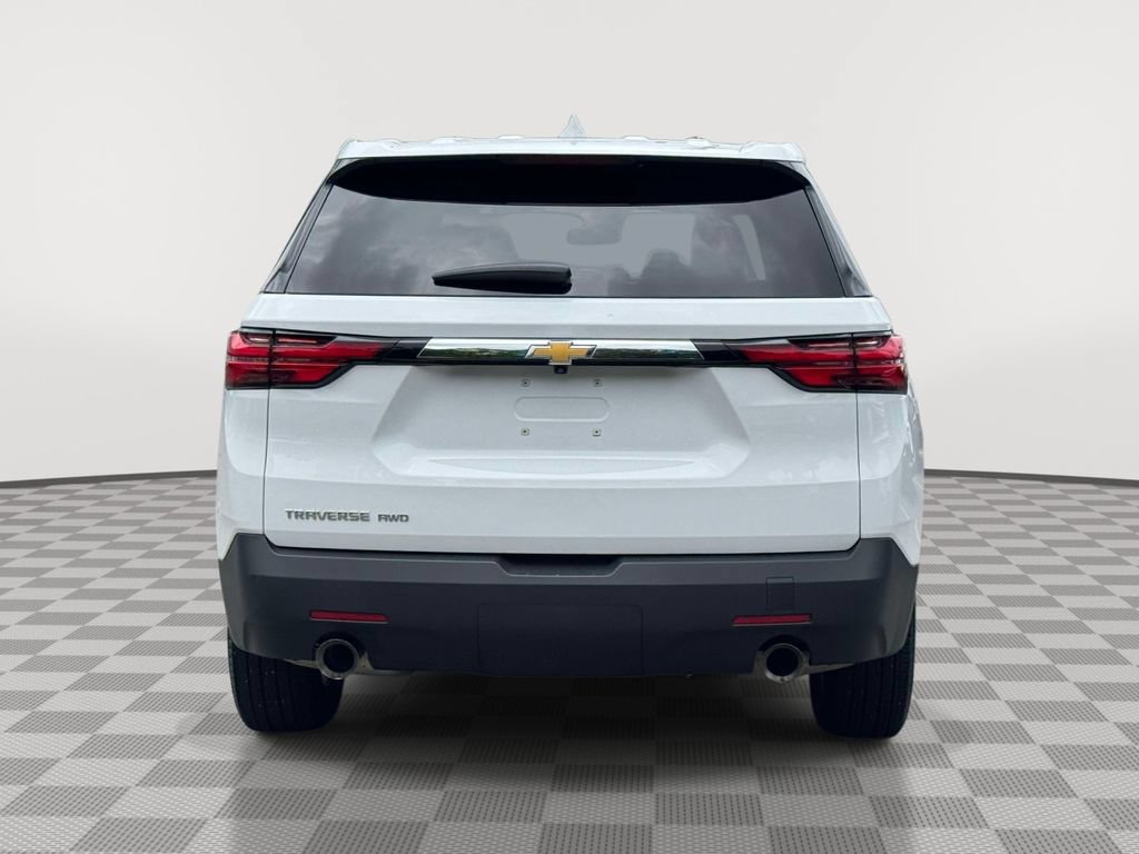 Used 2023 Chevrolet Traverse LS w/ Safety Package AWD/4WD image 5