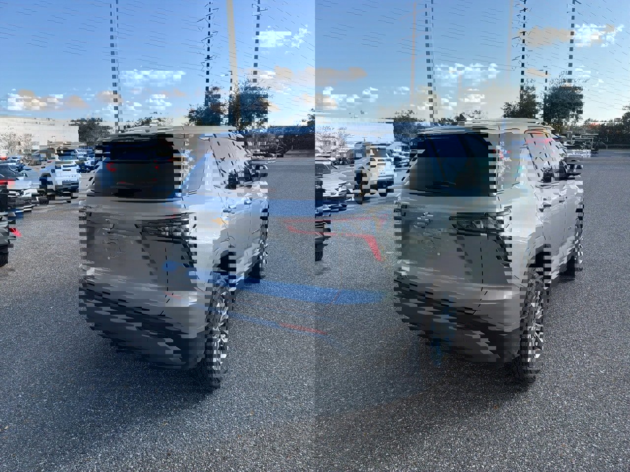 Used 2025 Chevrolet Equinox LT image 5