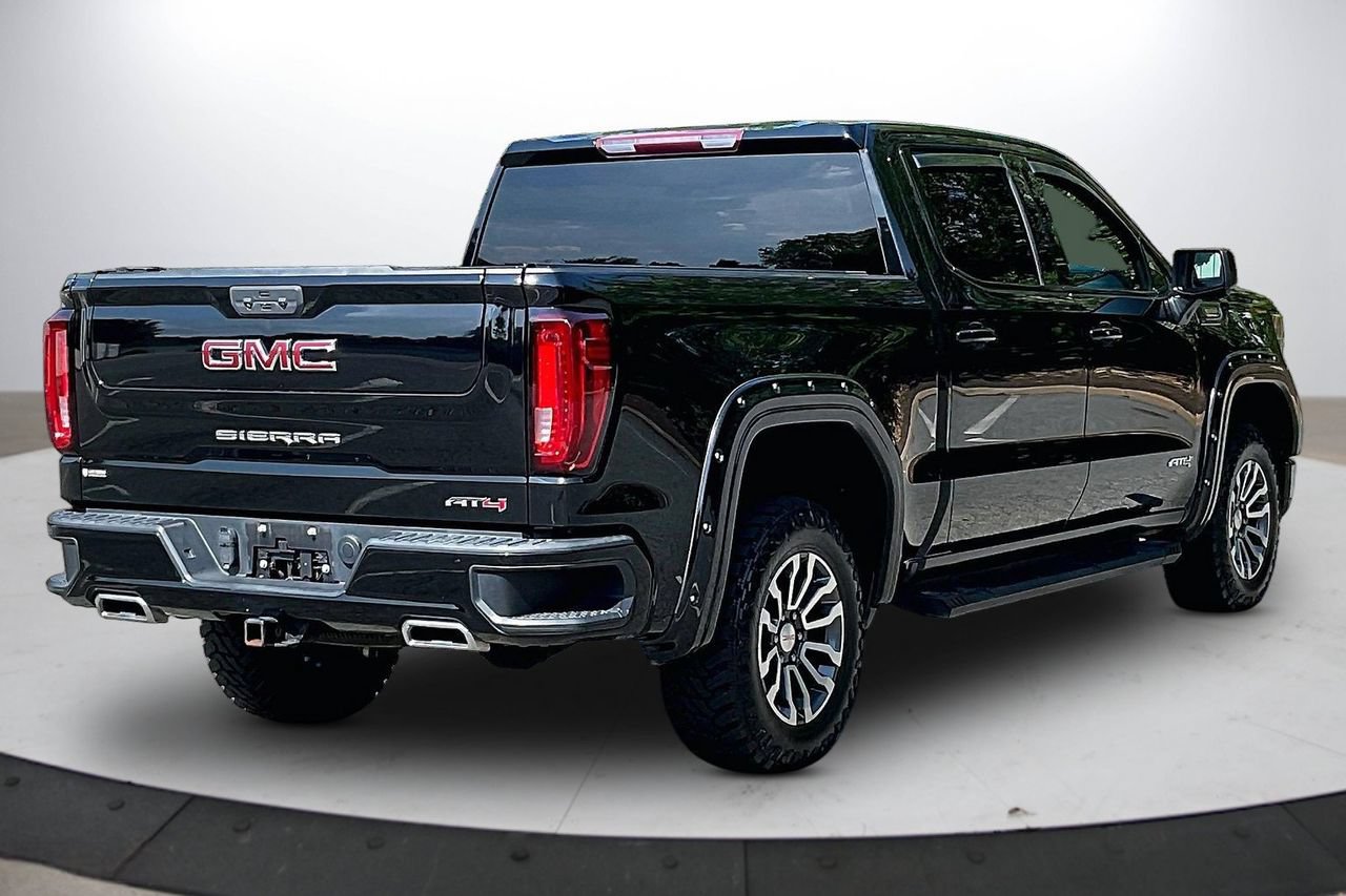 Used 2022 GMC Sierra 1500 AT4 AWD/4WD image 9