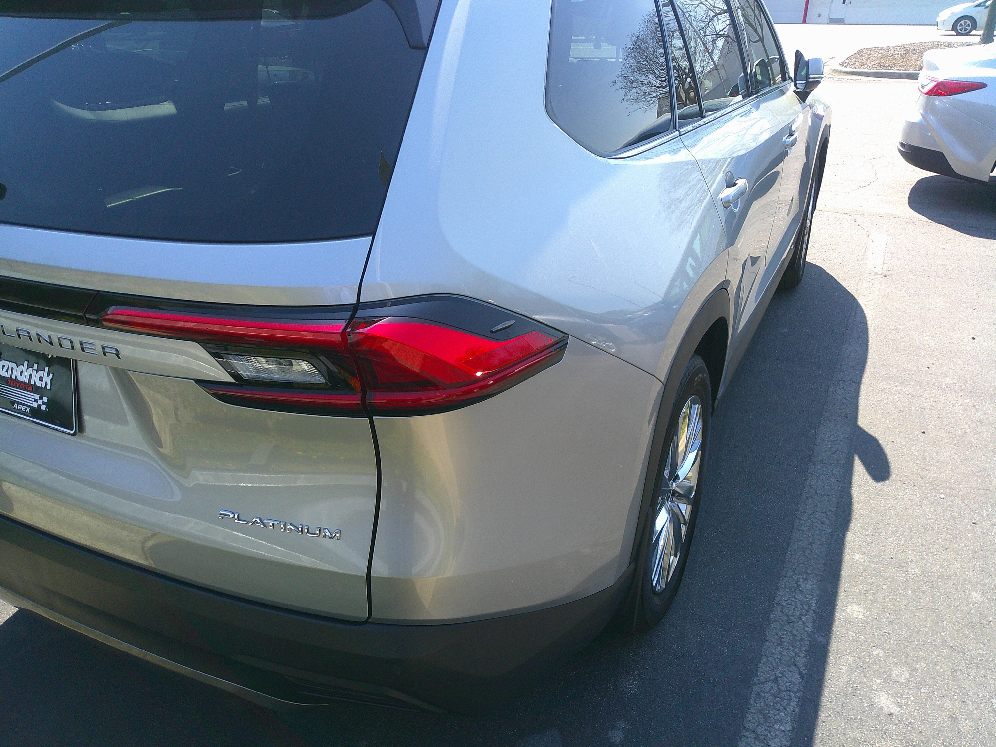 Used 2024 Toyota Grand Highlander Platinum image 6