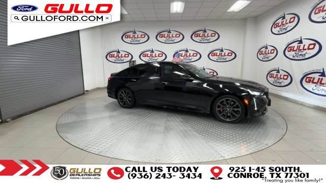 Used 2024 Cadillac CT5 V w/ Platinum Package RWD image 3