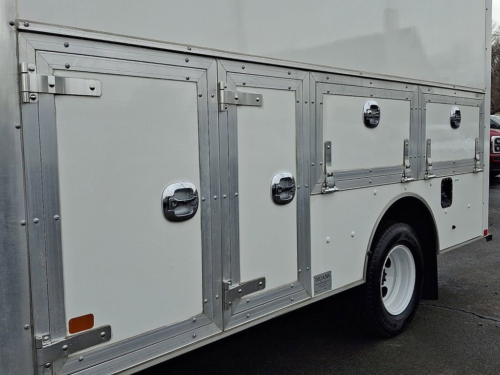 Used 2026 Ford E-350 and Econoline 350 Super Duty w/ Power Equipment Group image 25