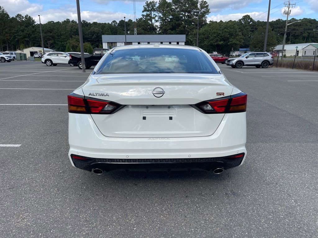 New 2025 Nissan Altima 2.5 SR image 5