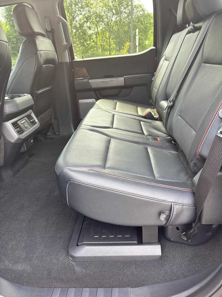 Used 2023 Ford F250 Lariat w/ Sport Appearance Package AWD/4WD image 24