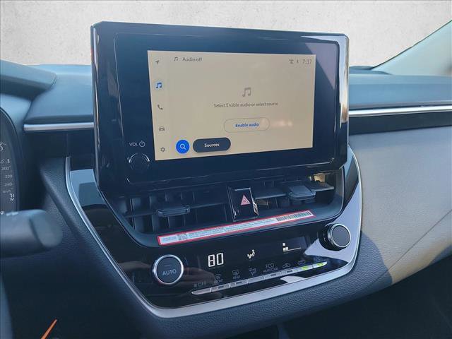 Used 2025 Toyota Corolla LE image 22