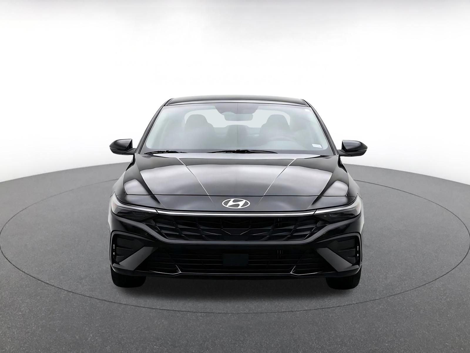 Used 2026 Hyundai Elantra Sport FWD video 2