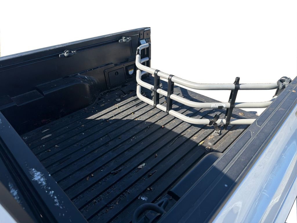 Used 2020 Toyota Tacoma TRD Sport w/ Technology Package image 13