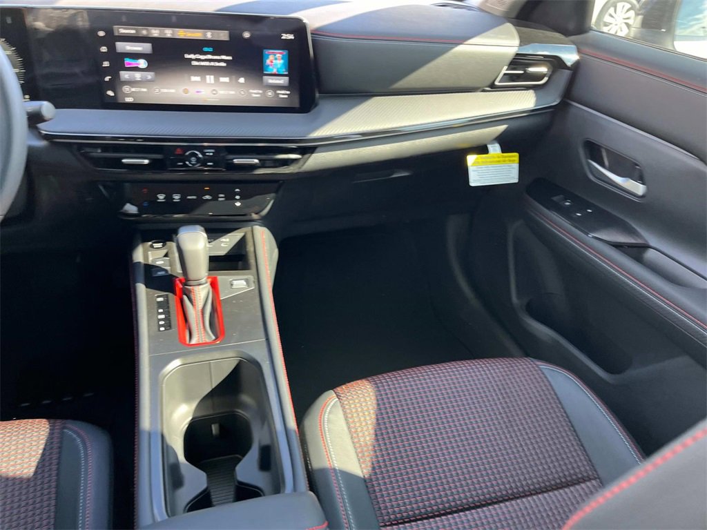 New 2025 Nissan Kicks SR image 16