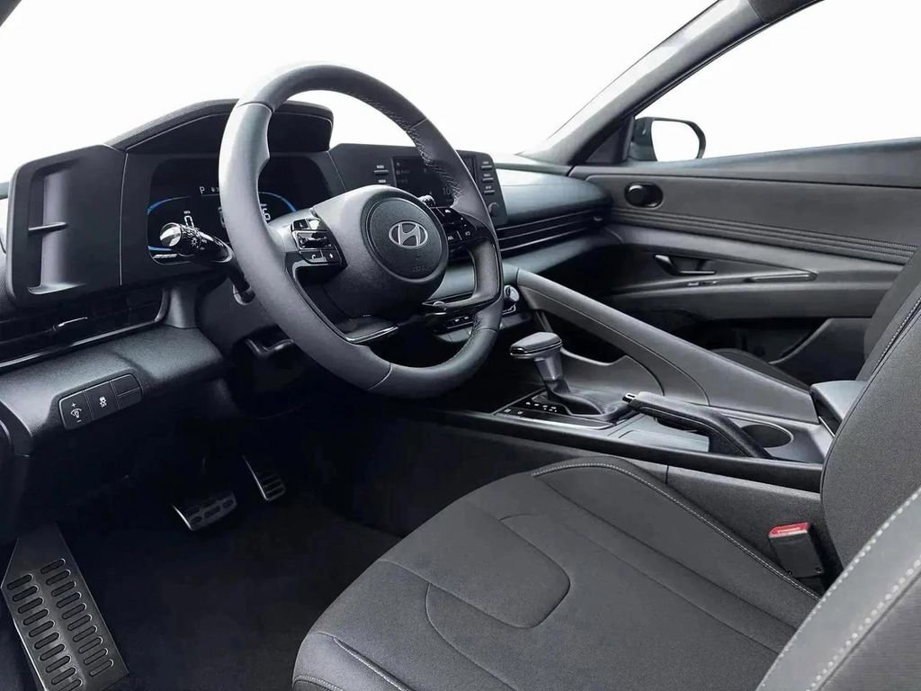 New 2026 Hyundai Elantra Sport FWD image 26