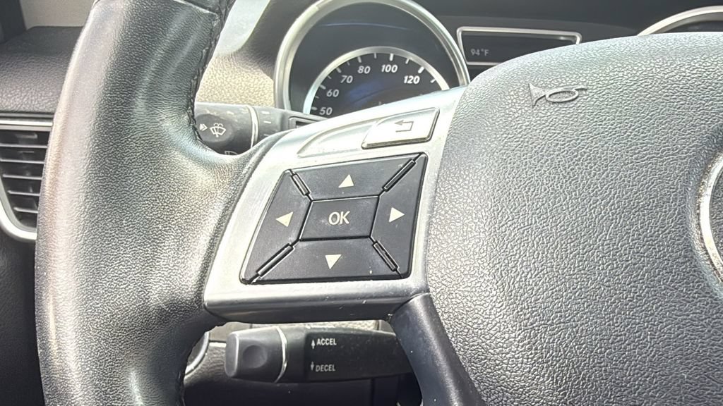 Used 2014 Mercedes-Benz ML 350 4MATIC image 32