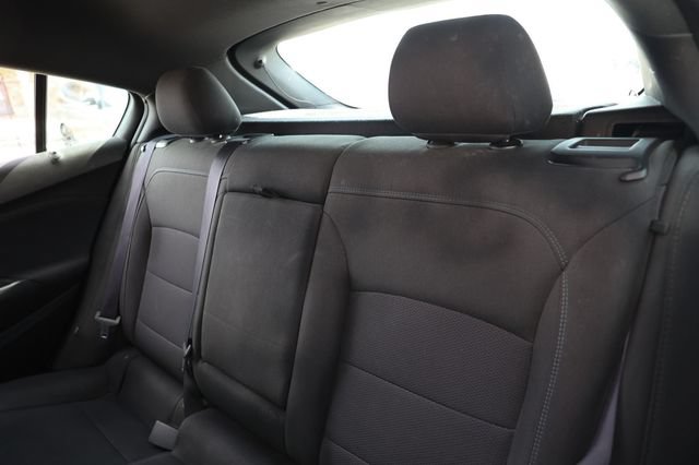 Used 2017 Chevrolet Cruze LT w/ RS Package FWD image 8
