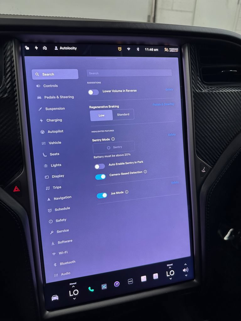 Used 2020 Tesla Model X Long Range AWD/4WD image 34