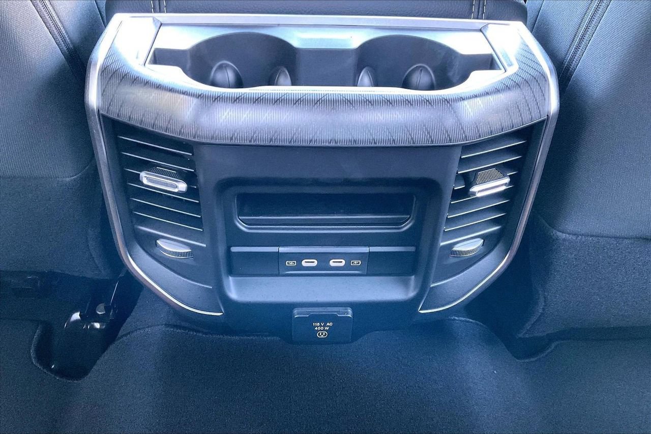 New 2026 RAM 2500 Big Horn AWD/4WD image 16