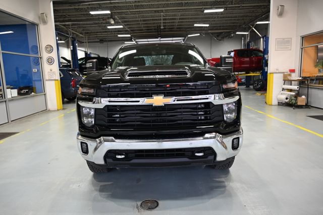 New 2026 Chevrolet Silverado 2500 LT image 2