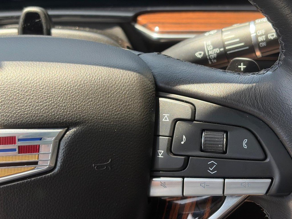 Certified 2023 Cadillac Escalade Premium Luxury AWD/4WD image 23