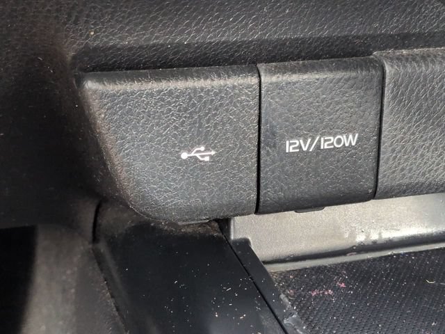 Used 2020 Toyota Camry LE FWD image 20