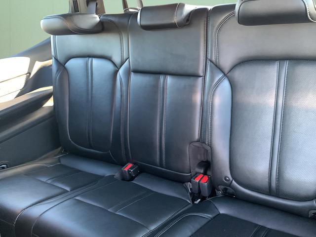 Used 2024 Jeep Wagoneer Series II w/ Flexible Seating Group image 30