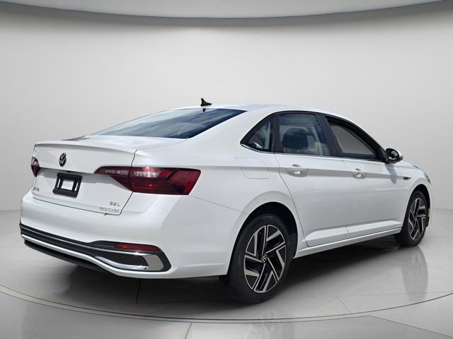 Used 2023 Volkswagen Jetta SEL image 8