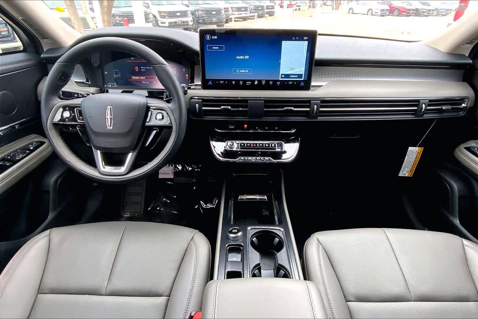 New 2026 Lincoln Corsair Premiere FWD image 5