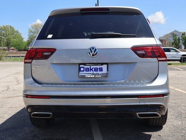 Used 2021 Volkswagen Tiguan SE R-Line image 4