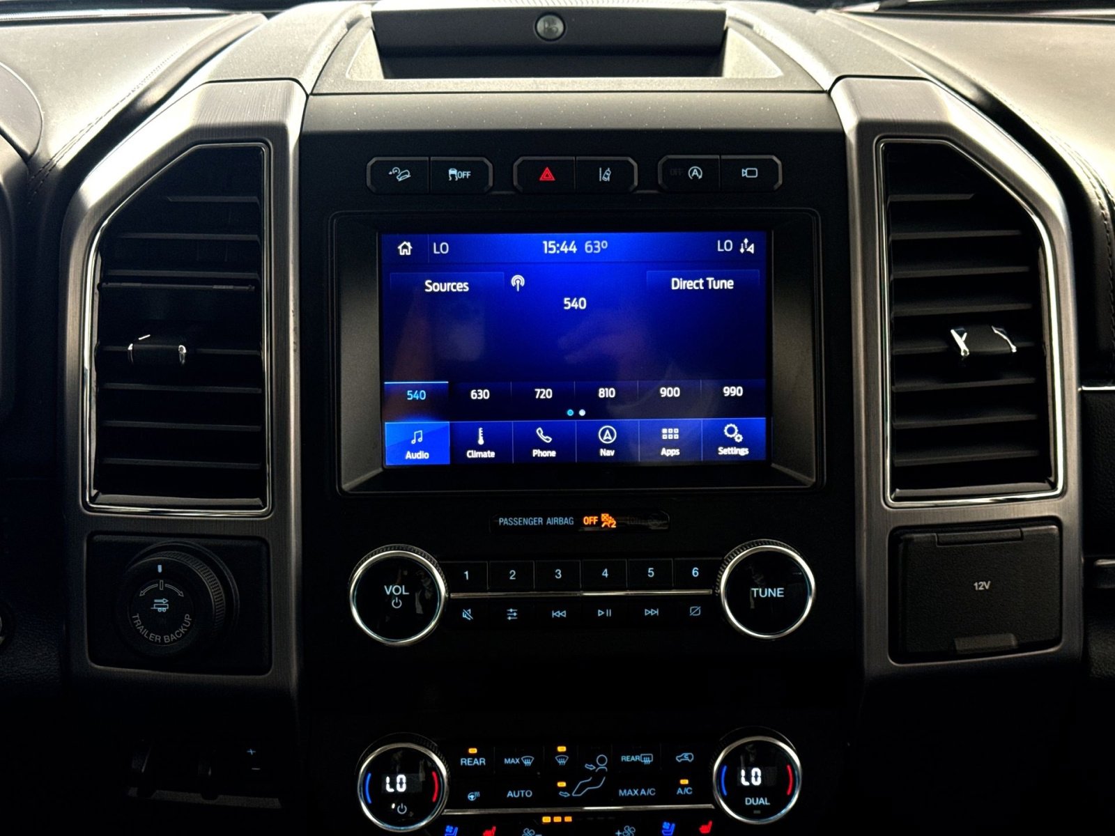 Used 2020 Ford Expedition Platinum AWD/4WD image 18