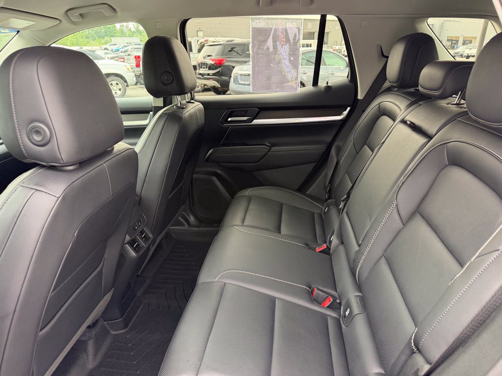 Used 2026 GMC Terrain Denali AWD/4WD image 8