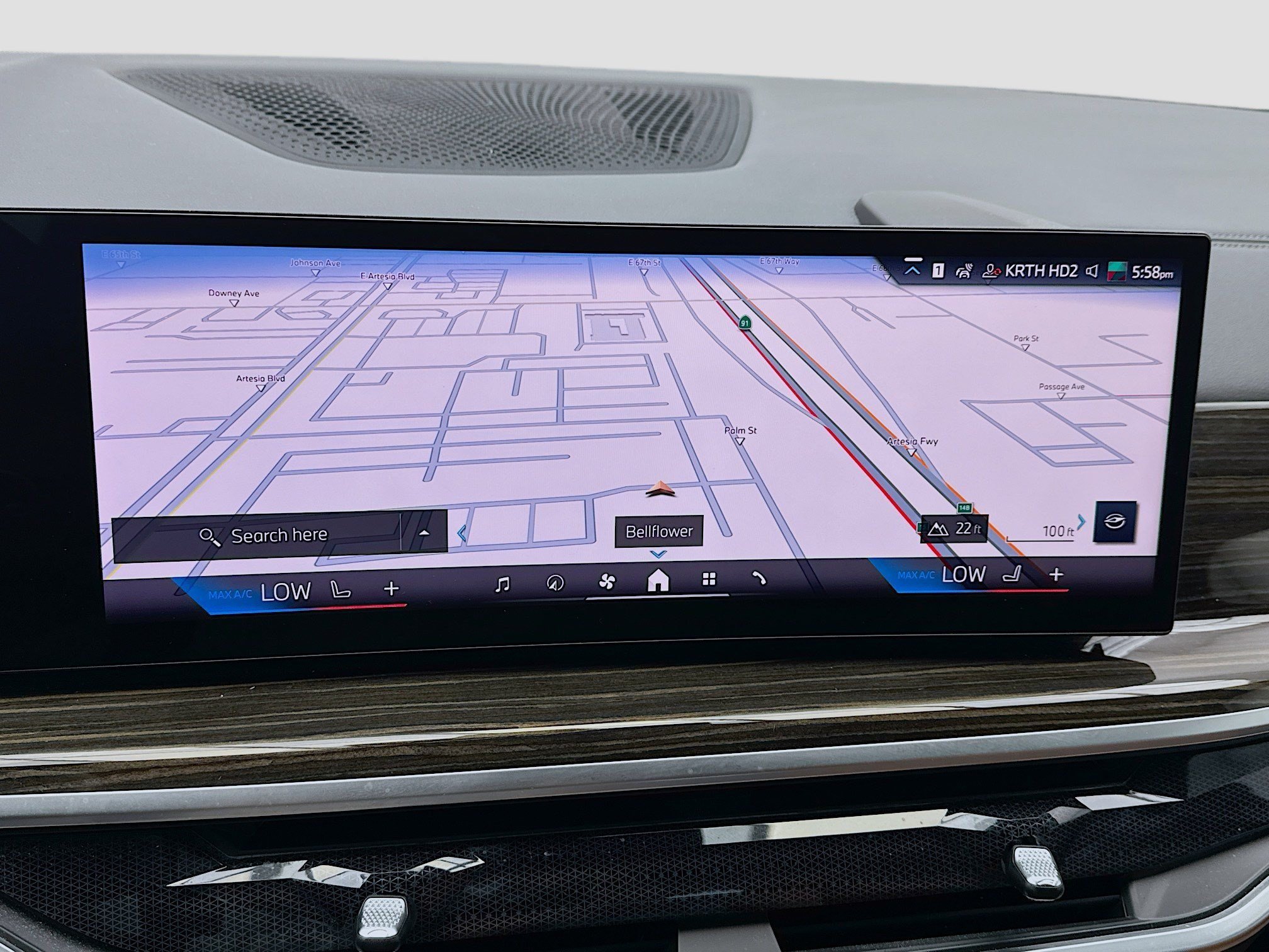 Used 2024 BMW X5 sDrive40i w/ Parking Assistance Package RWD image 9