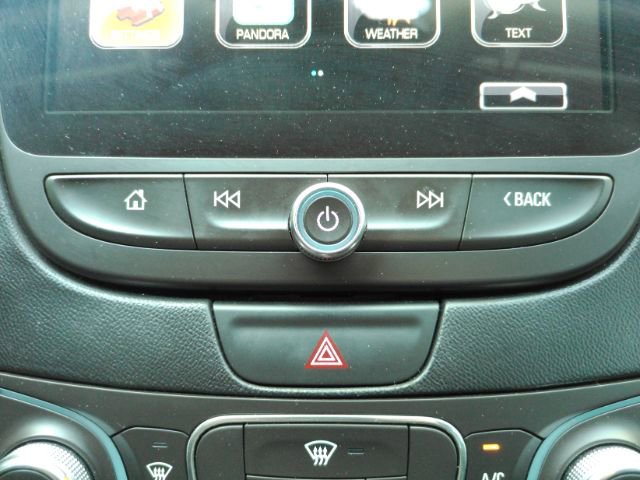 Used 2016 Chevrolet Malibu LT w/ Leather Package image 44