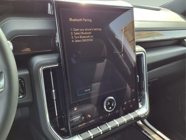 New 2026 GMC Yukon XL Elevation AWD/4WD image 11