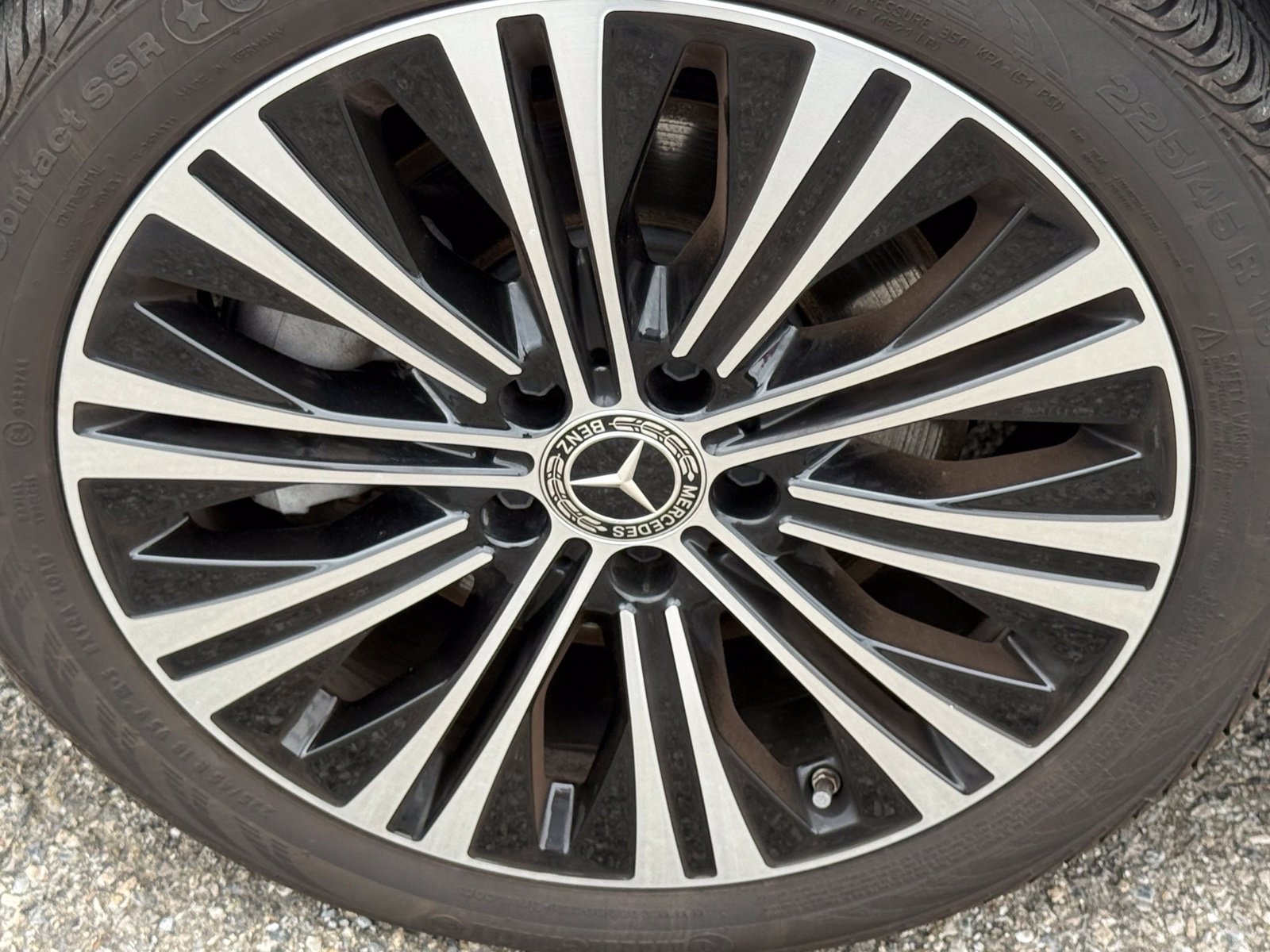 Used 2023 Mercedes-Benz CLA 250 4MATIC image 46