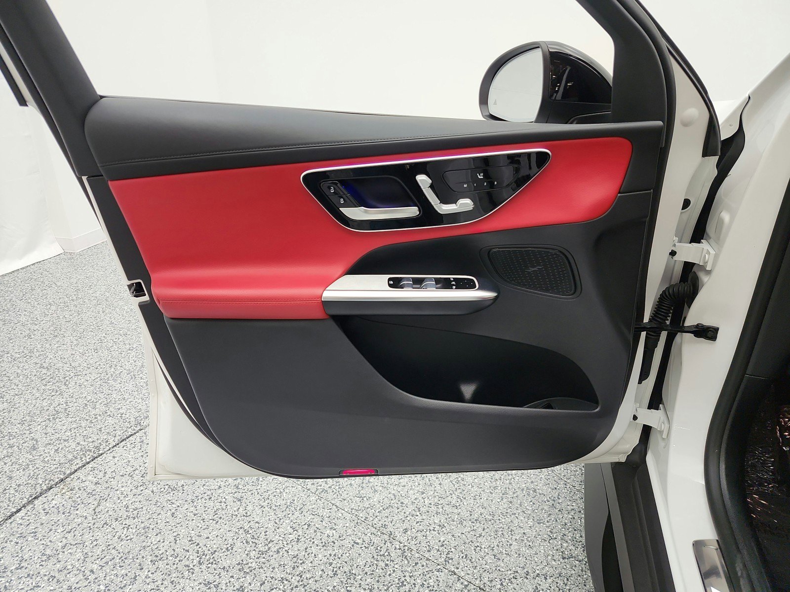 Used 2024 Mercedes-Benz GLC 43 AMG 4MATIC image 15