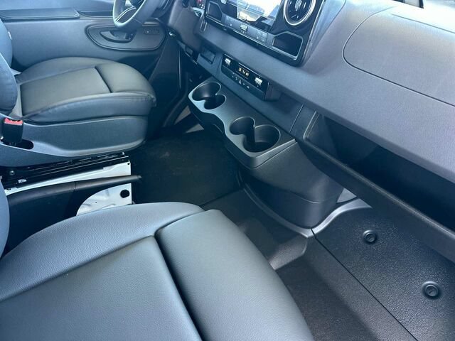 New 2026 Mercedes-Benz Sprinter 2500 image 14
