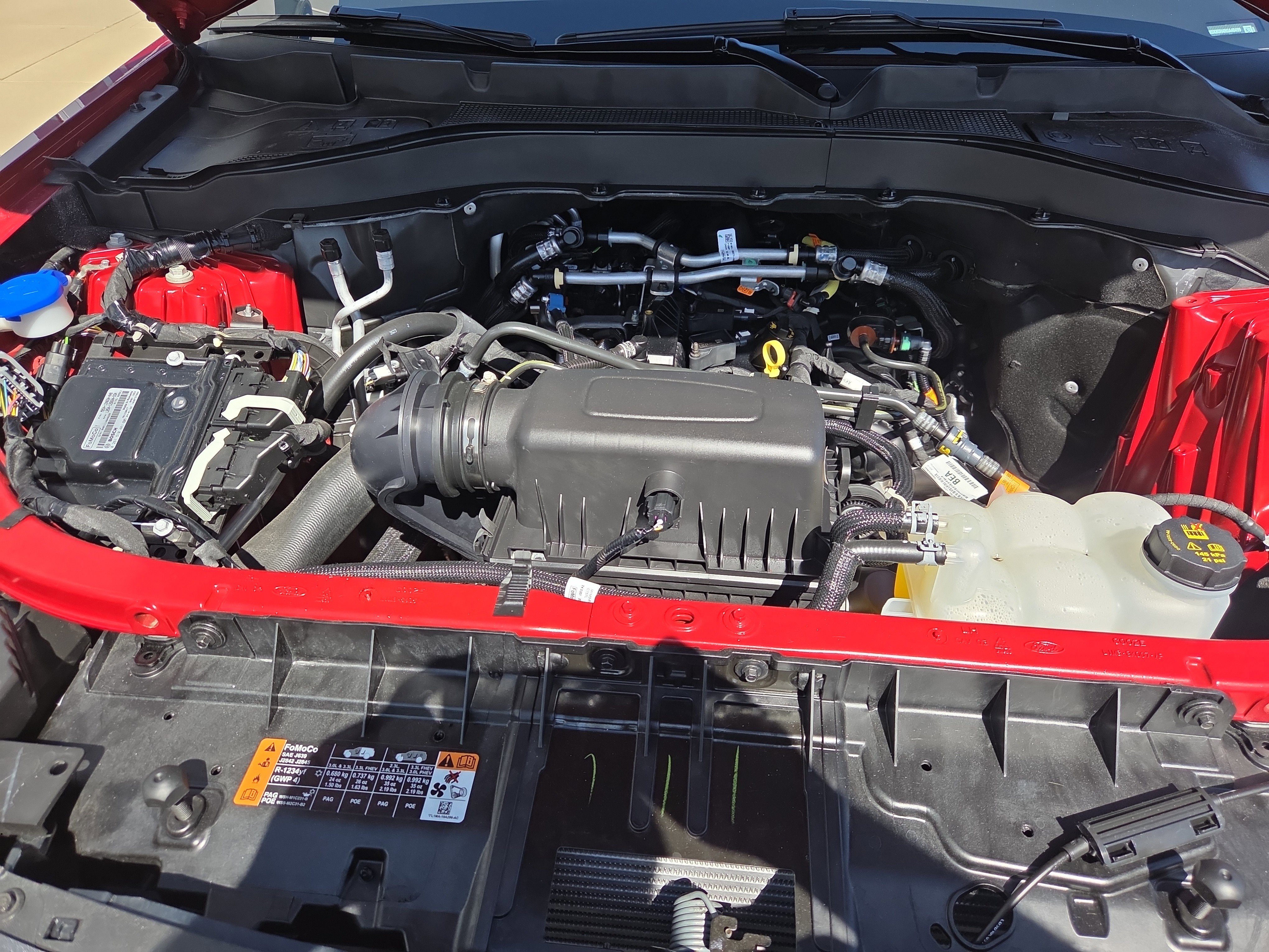 Used 2024 Ford Explorer XLT w/ Equipment Group 202A image 20